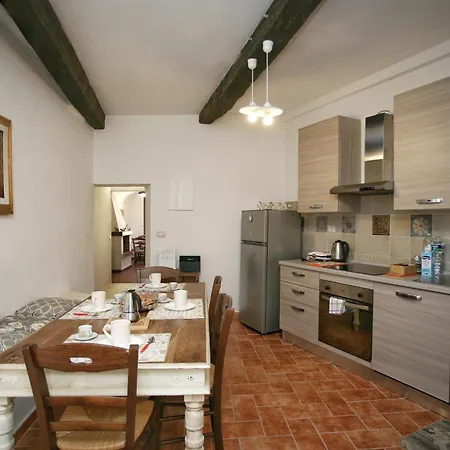 Il Girasole Apartment