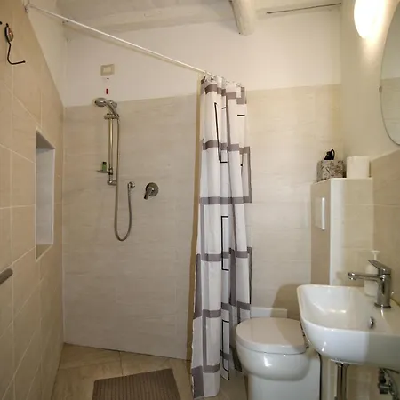 Il Girasole Apartment
